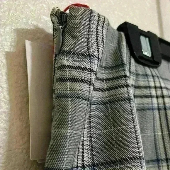 Open Edit Plaid Miniskirt - Picture 4 of 5